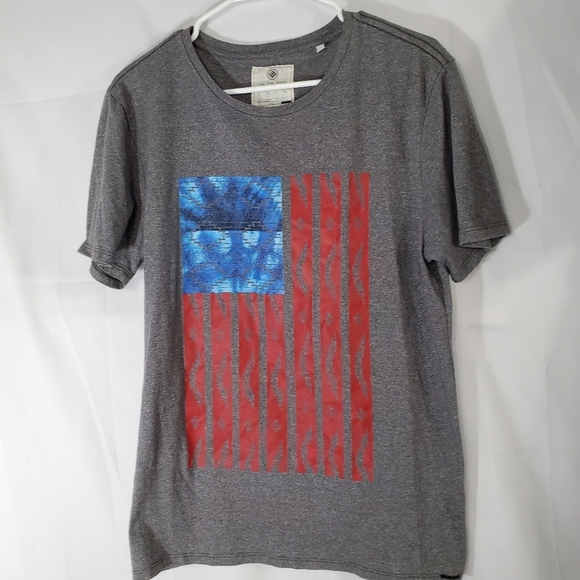 on the byas Other - On the Byas t-shirt American Flag Southwest Aztec